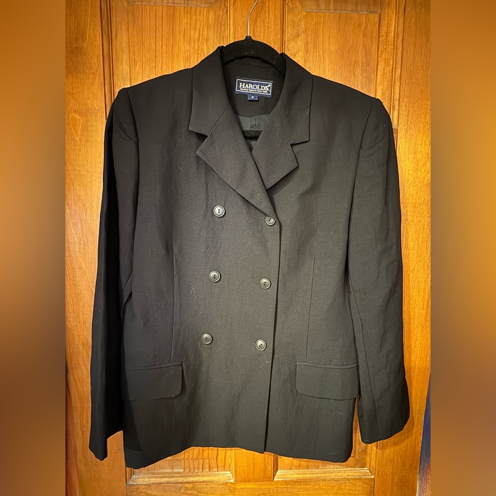 Harolds Women's Classic Black 3 Piece Linen Suit